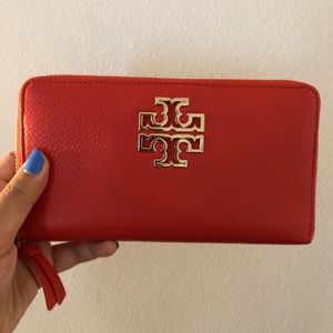 Tory Burch wallet